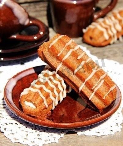 Chocolate eclairs