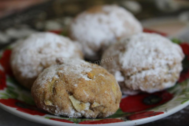 Soft whole wheat flour cookies with apples and cinnamon