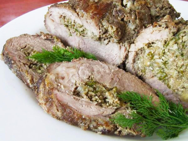 Stuffed meatloaf with mushrooms