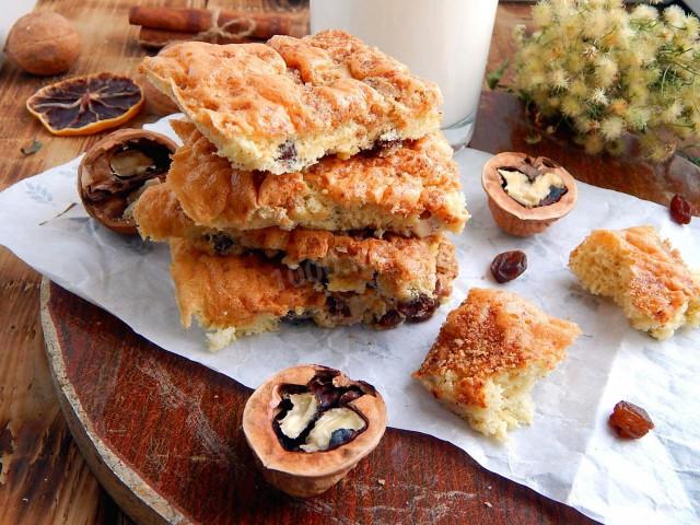 Cookies with walnuts and raisins