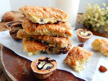 Cookies with walnuts and raisins