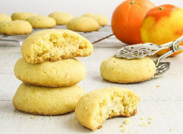 Semolina cookies