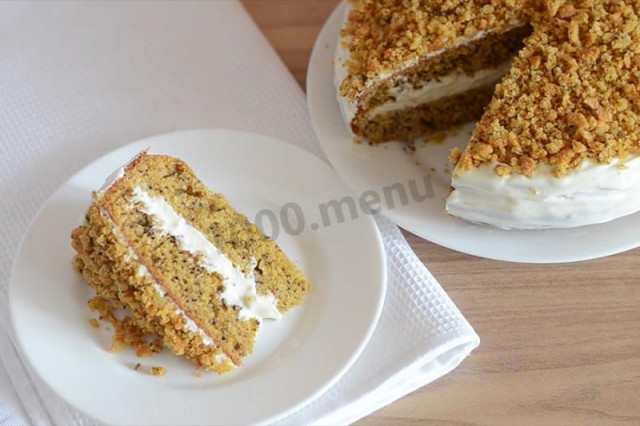 Carrot cake with sour cream