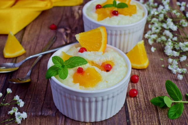 Rice porridge with pumpkin in milk