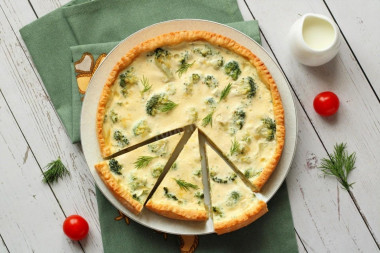 Quiche with broccoli