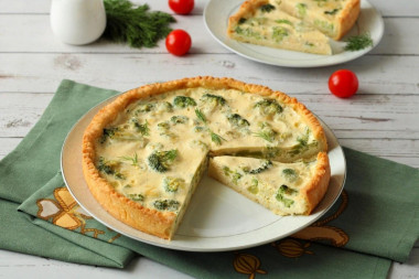 Quiche with broccoli