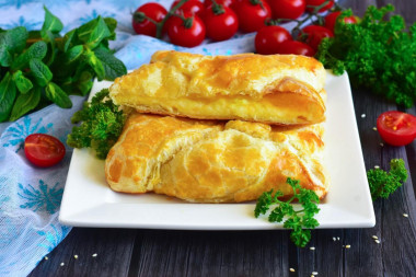 Khachapuri made from ready-made puff pastry