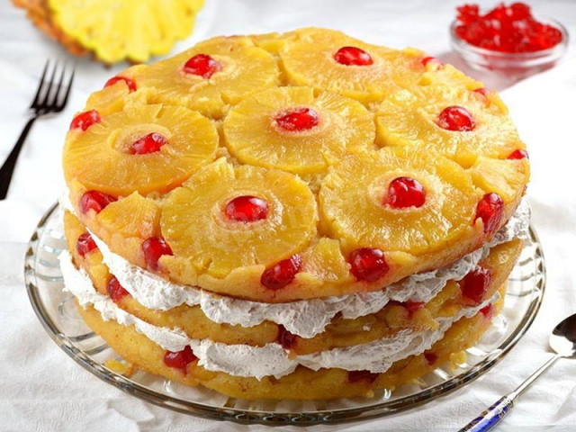 Pineapple cake