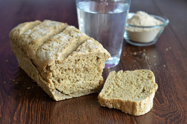 Bread from amaranth flour