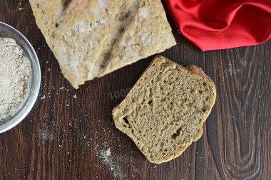 Bread from amaranth flour