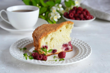 Raspberry charlotte with raspberries