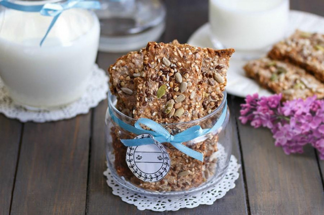 Bread with seeds