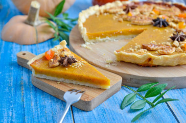 Classic American pumpkin pie with condensed milk