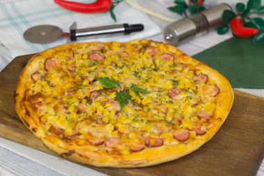 Pizza with corn