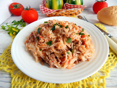 Noodles with minced meat