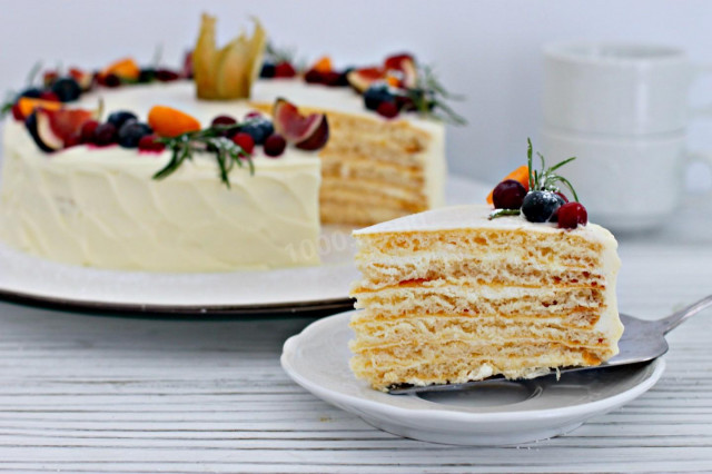 Milk Girl cake with mascarpone cream