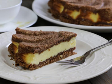 Peat cake with cottage cheese