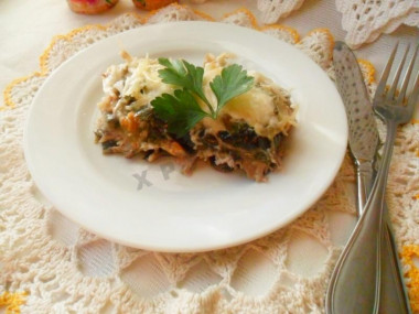 Chicken fillet casserole with eggplant and cheese