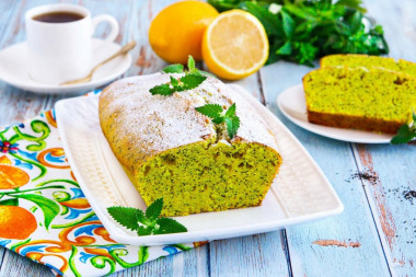 Lemon cupcake with poppy seeds and turmeric