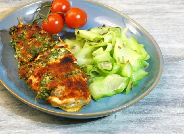 Chicken fillet with spinach and cheese