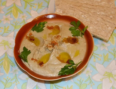 Babaganush with tahini paste