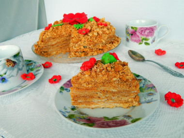 Honey cake on margarine with condensed milk