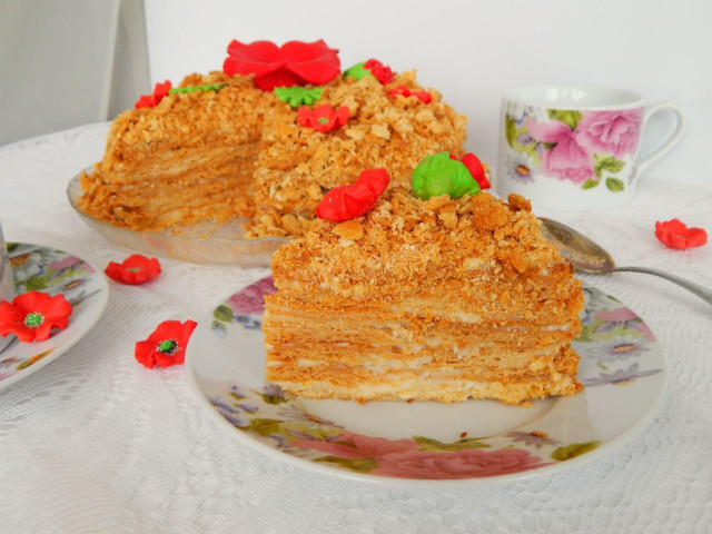 Honey cake on margarine with condensed milk