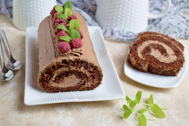 Chocolate roll with creamy curd cream