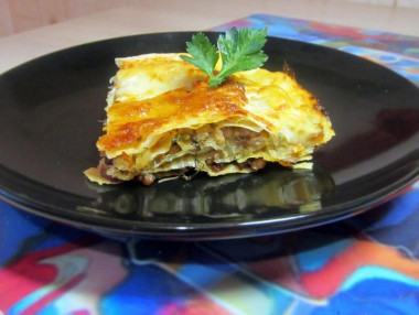 Lazy lasagna with dill and garlic from lavash