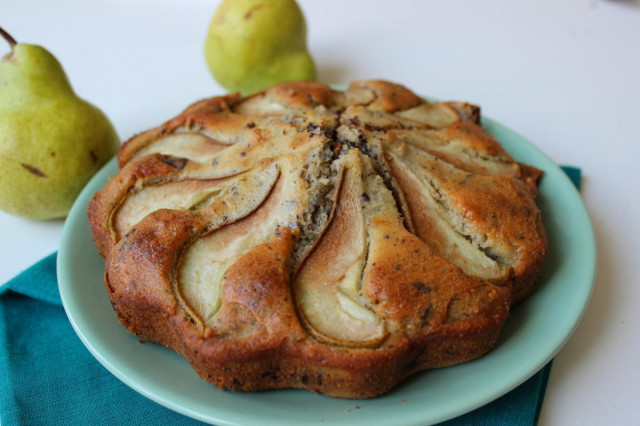 Pear pie with dark chocolate