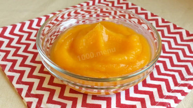 Baked pumpkin puree for winter