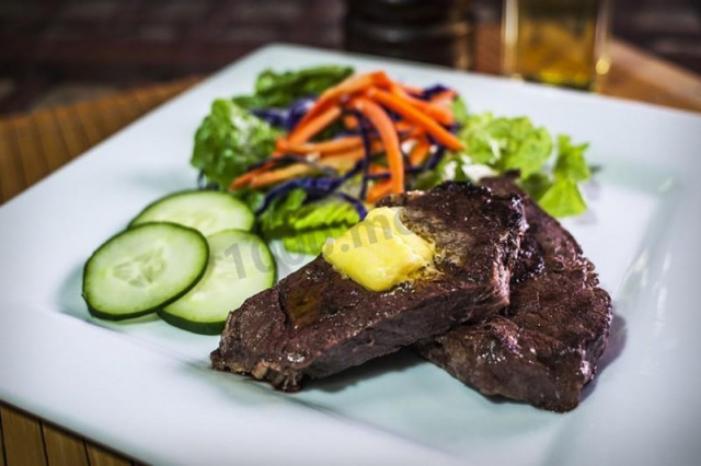 Baked beef steak with spices