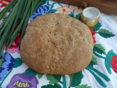 Black rye wheat bread