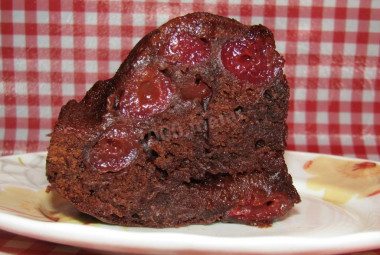 Lean cherry chocolate cupcake