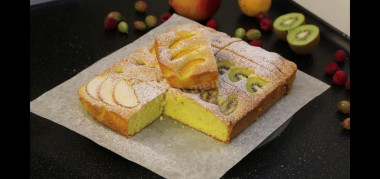 Assorted fruit and berry pie