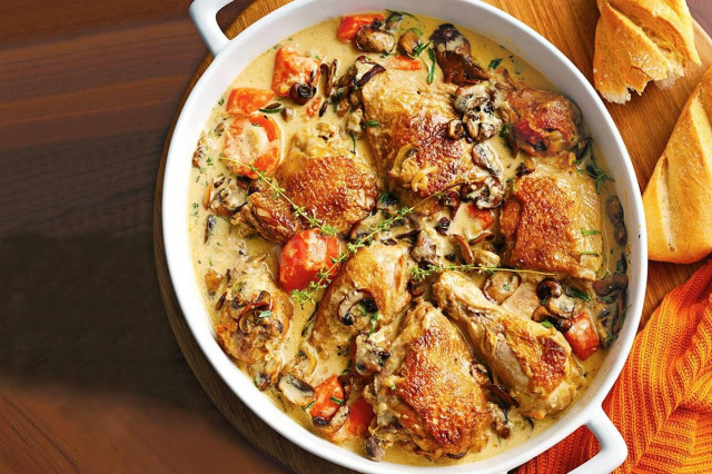 Chicken fricassee with mushrooms