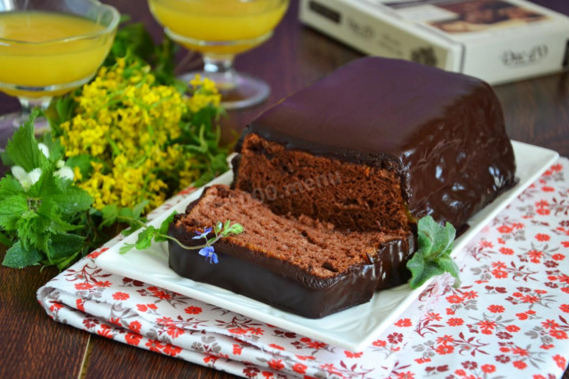 Chocolate cupcake on proteins with chocolate glaze