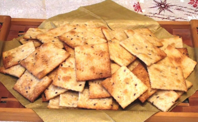 Lean biscuits on custard dough