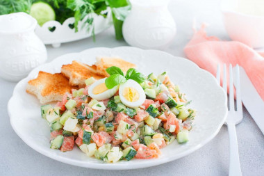 Salmon salad