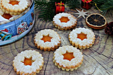 Linzer cookies