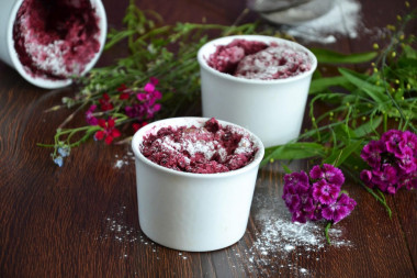 Baked honeysuckle souffle