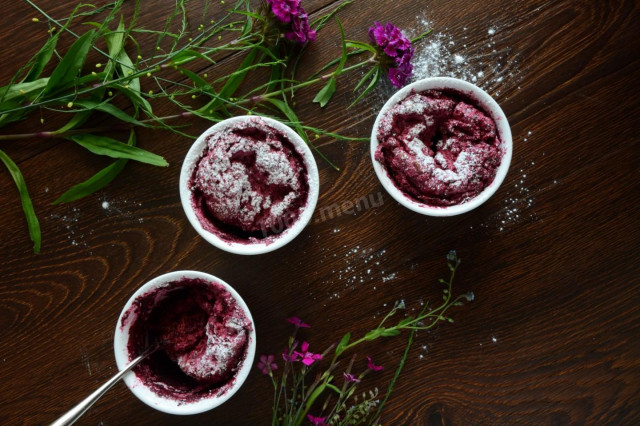 Baked honeysuckle souffle