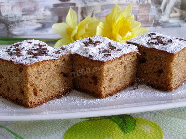 Gingerbread with jam on sour cream and kefir with cinnamon