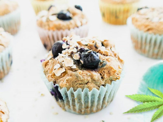 Cupcakes with hemp grain