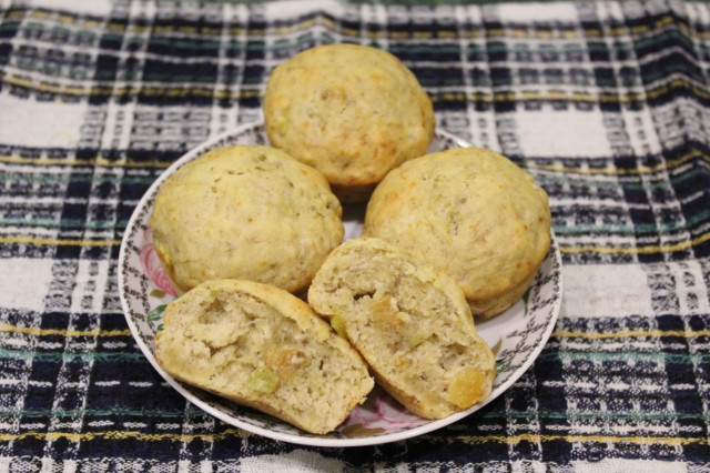 Lean cookies with bananas and raisins