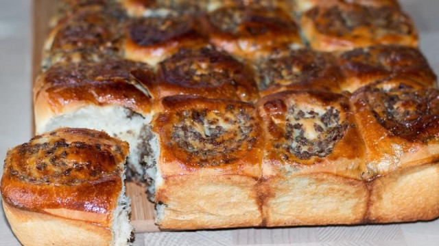 The original pie - meat cinnabons