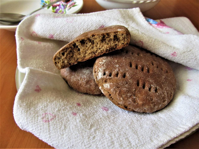 Rye tortillas on kefir