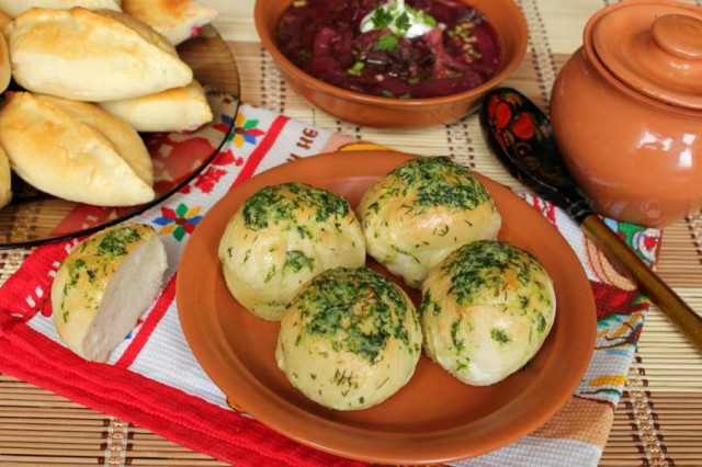 Dumplings for borscht from bread dough