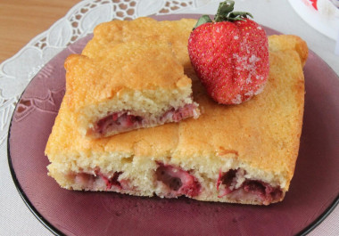 Strawberry sponge cake