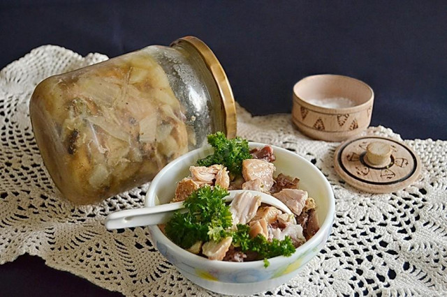 Chicken in a jar for winter